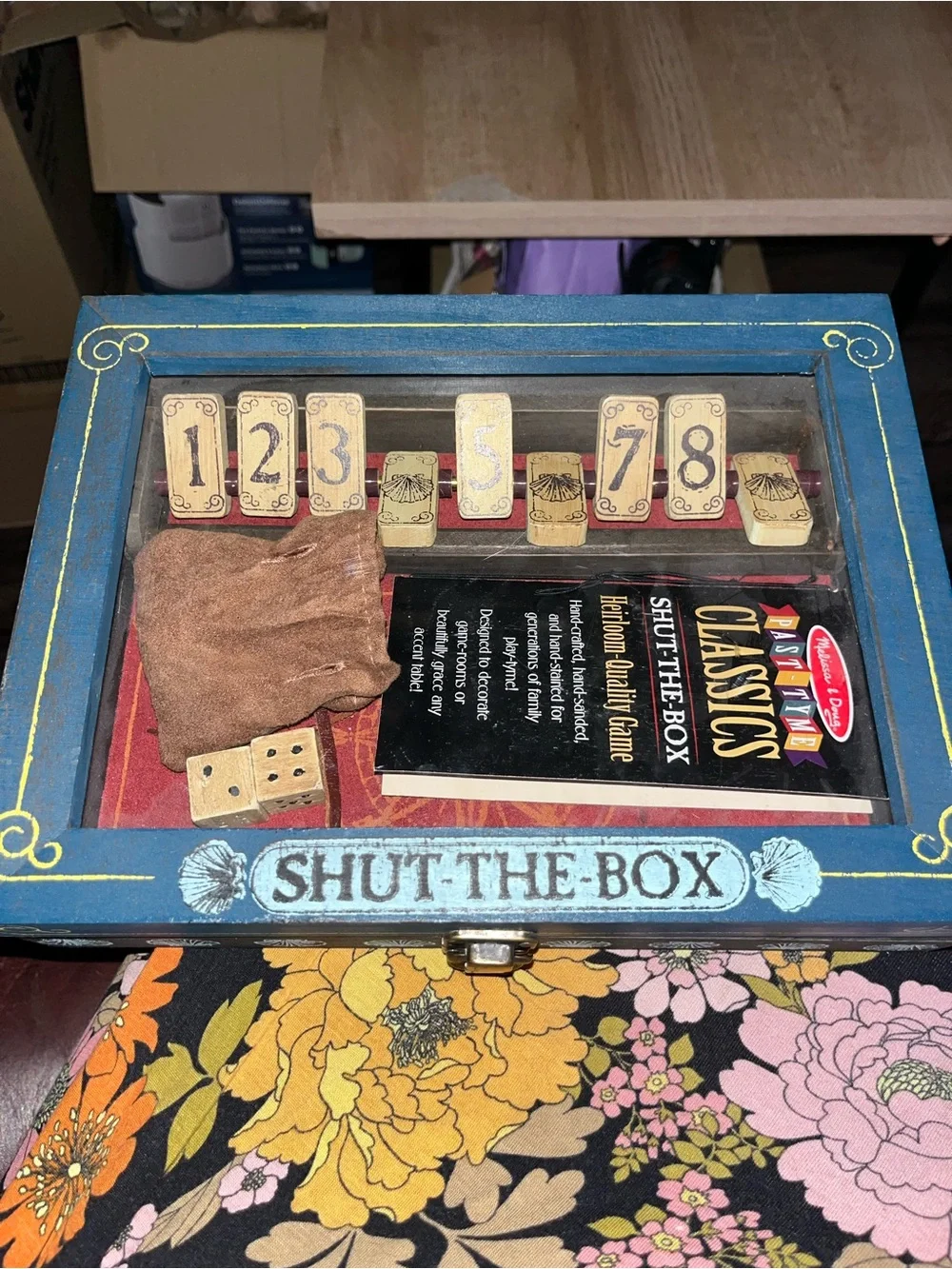 Melissa & Doug classic shut